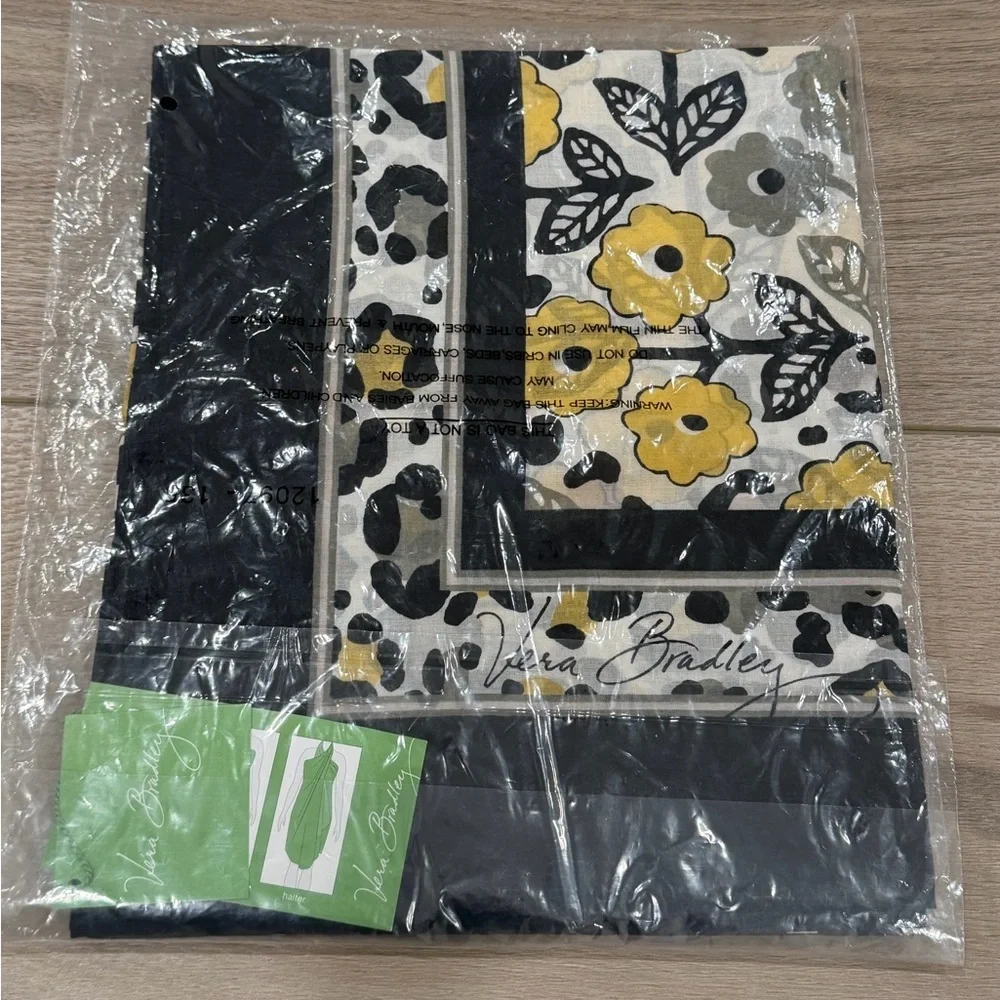 Vera Bradley Sarong Go Wild NWT